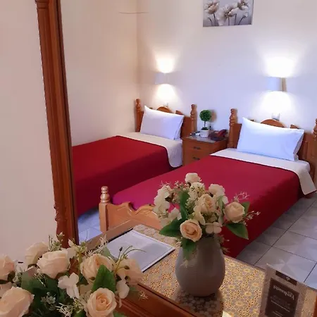 Anagennisis فندق 2*